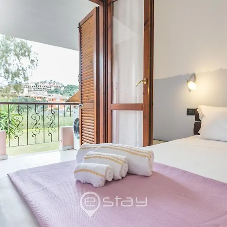 Holiday Apartment Via Lisbona - Wonderful Villasimius Apartament *