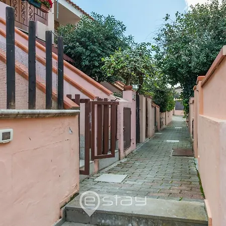 Holiday Apartment Via Lisbona - Wonderful Villasimius Apartament
